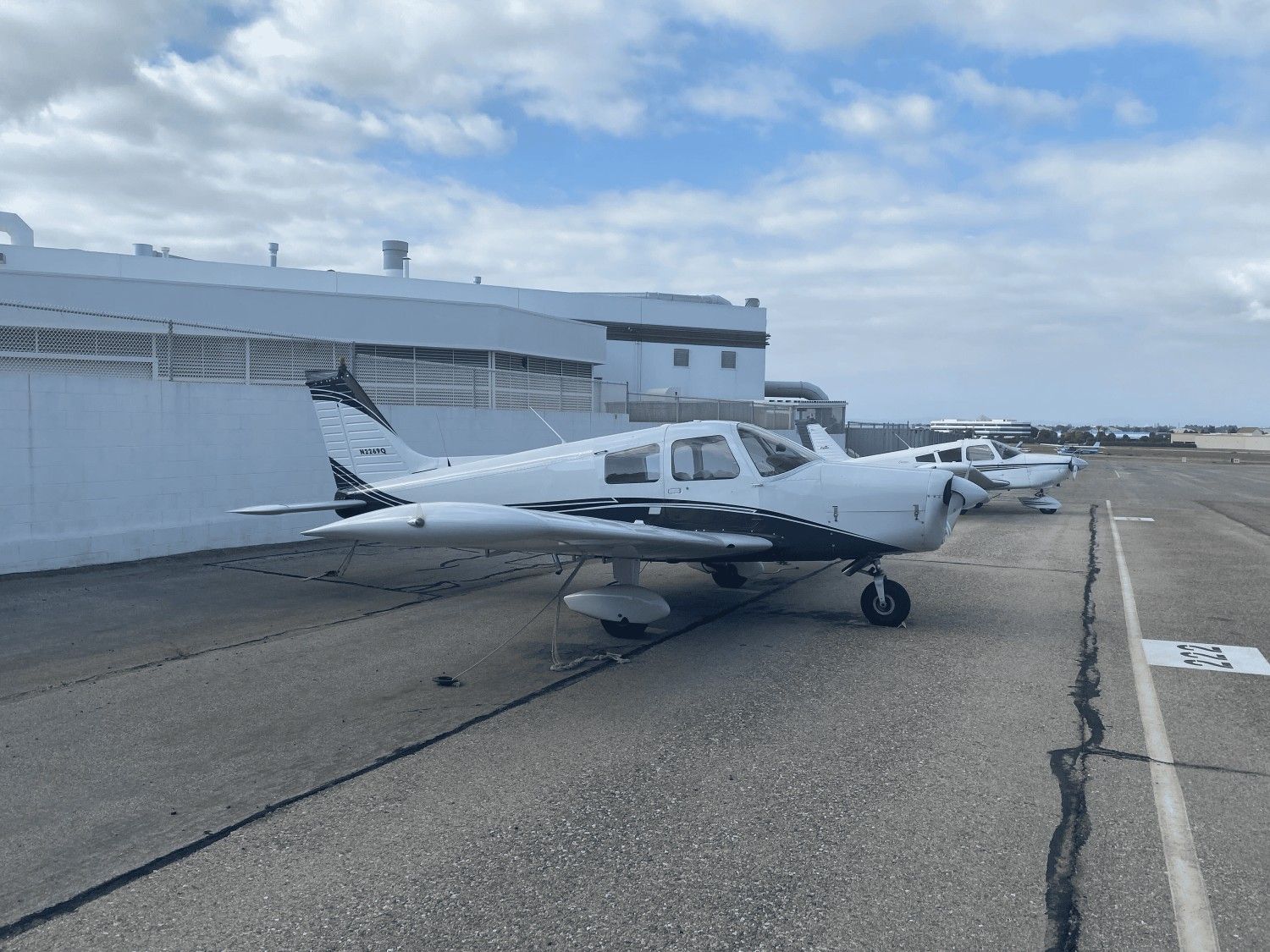 Piper Cherokee PA-28-140 N2269Q